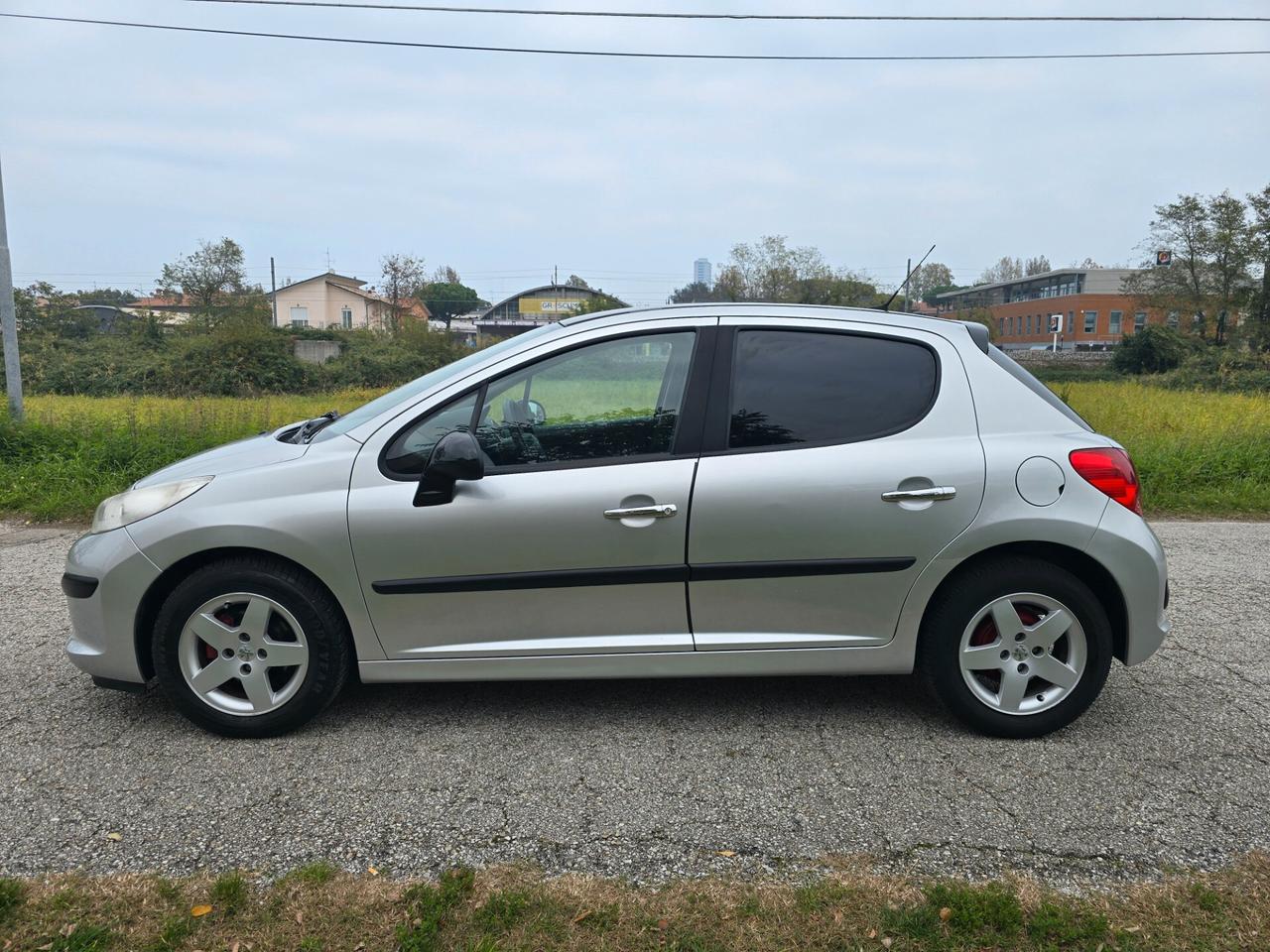 Peugeot 207 1.4 GPL con GARANZIA- NEOPATENTATI