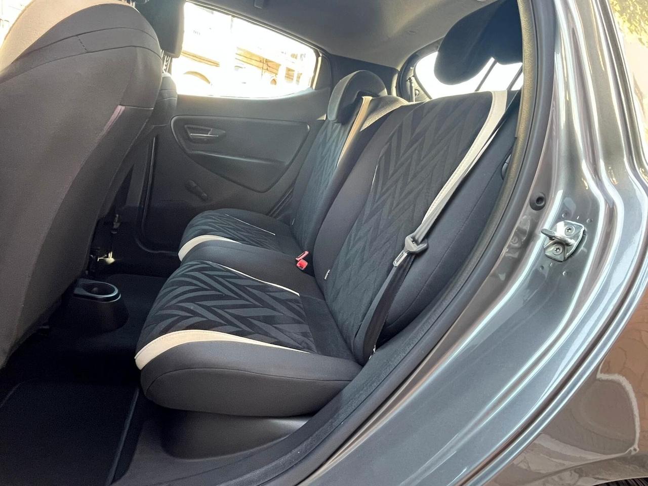 Lancia Ypsilon 1.2 FIRE 69 CV 5 porte Gold
