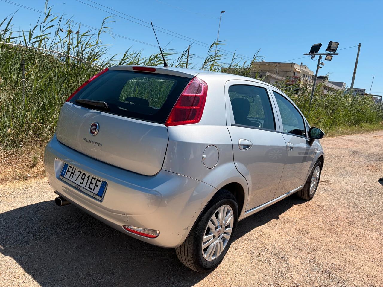 FIAT PUNTO 1.3 MJT II 95CV ANNO 2017 GARANTITA 12 MESI