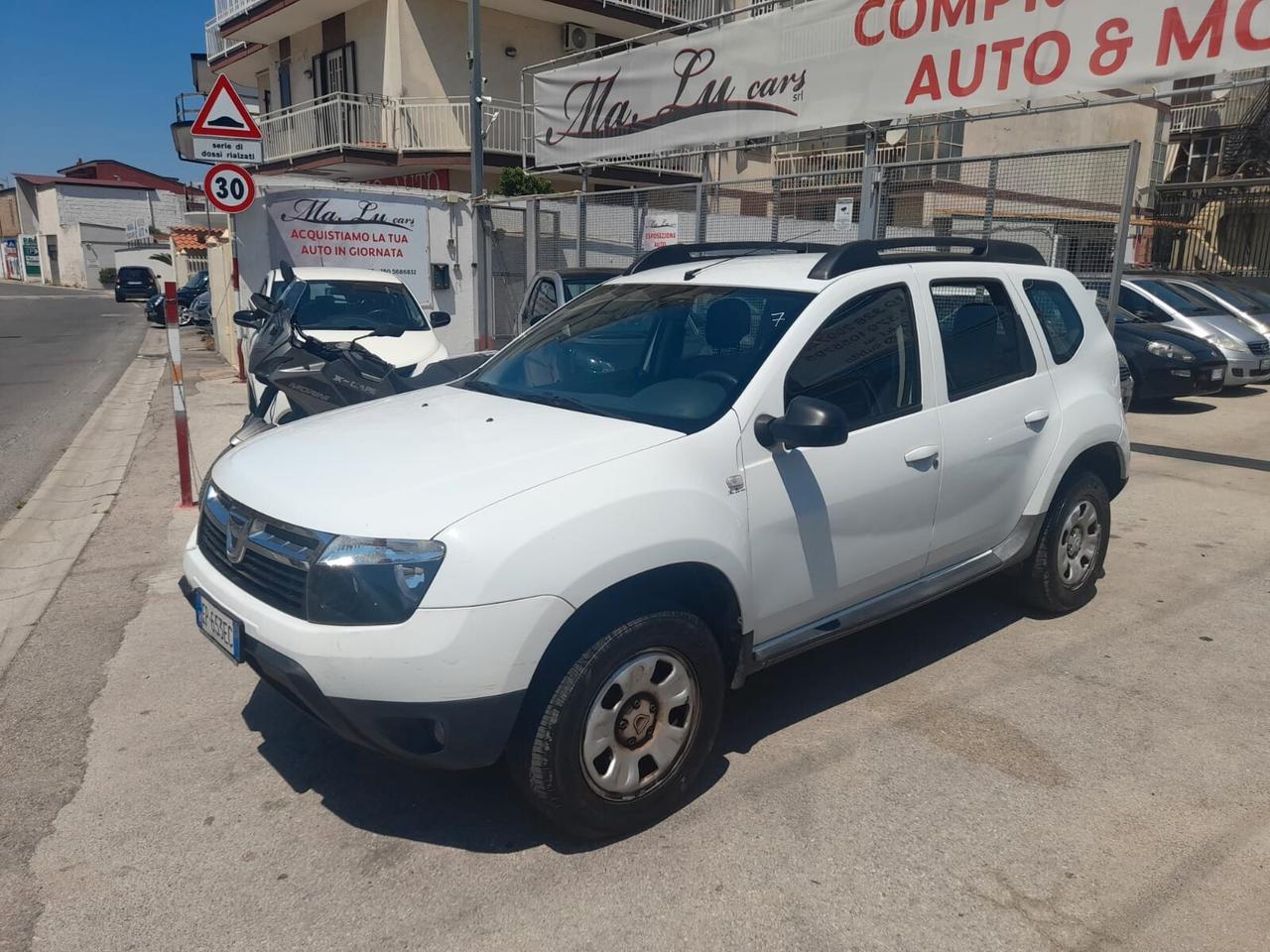 Dacia Duster 1.6cc gpl 12 mesi garanzia-2013