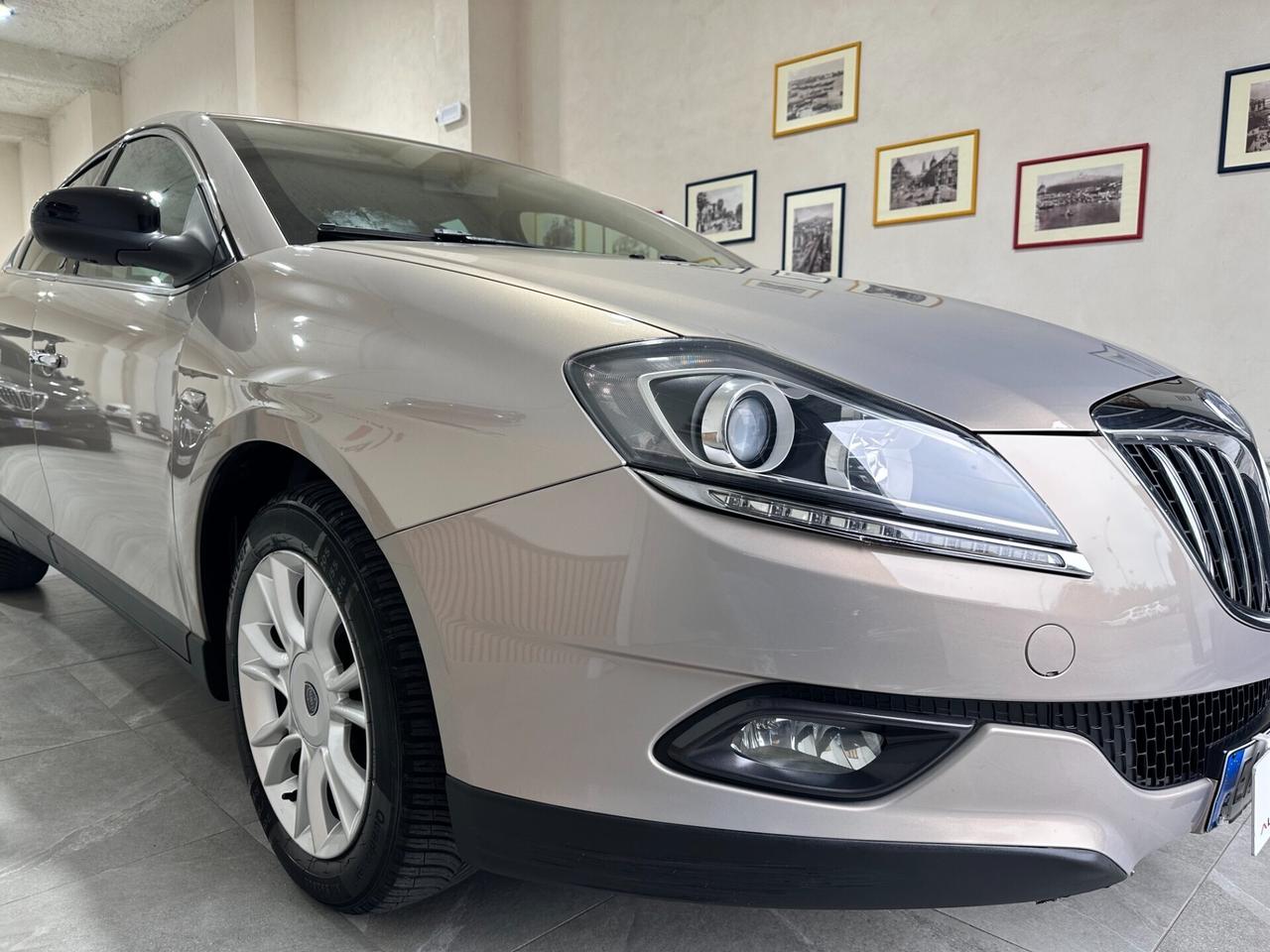 Lancia Delta 1.6 MJT 120cv - UNICO PROP - DA VETRI