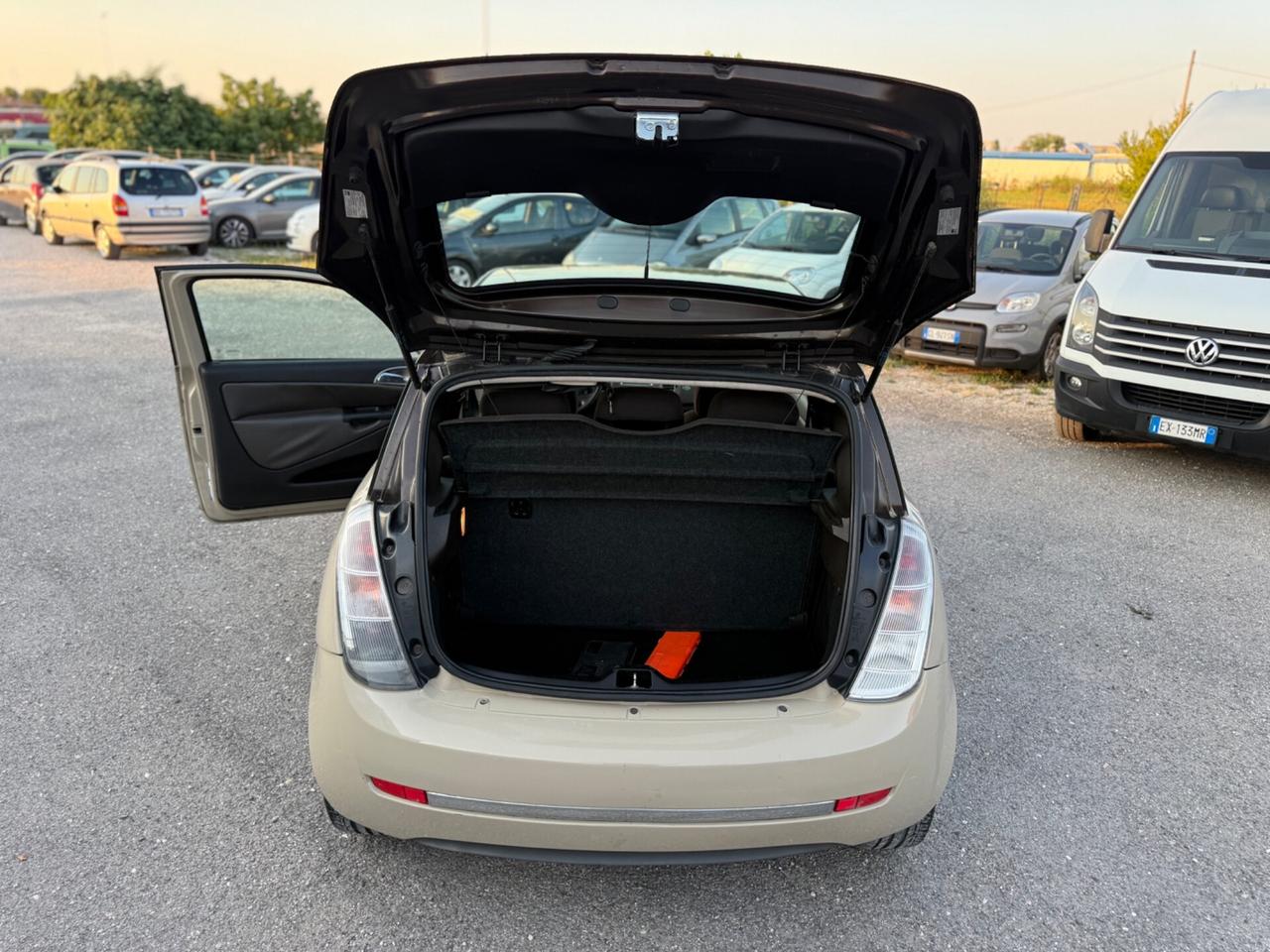 Lancia Ypsilon 1.4 Oro NEOPATENTATI