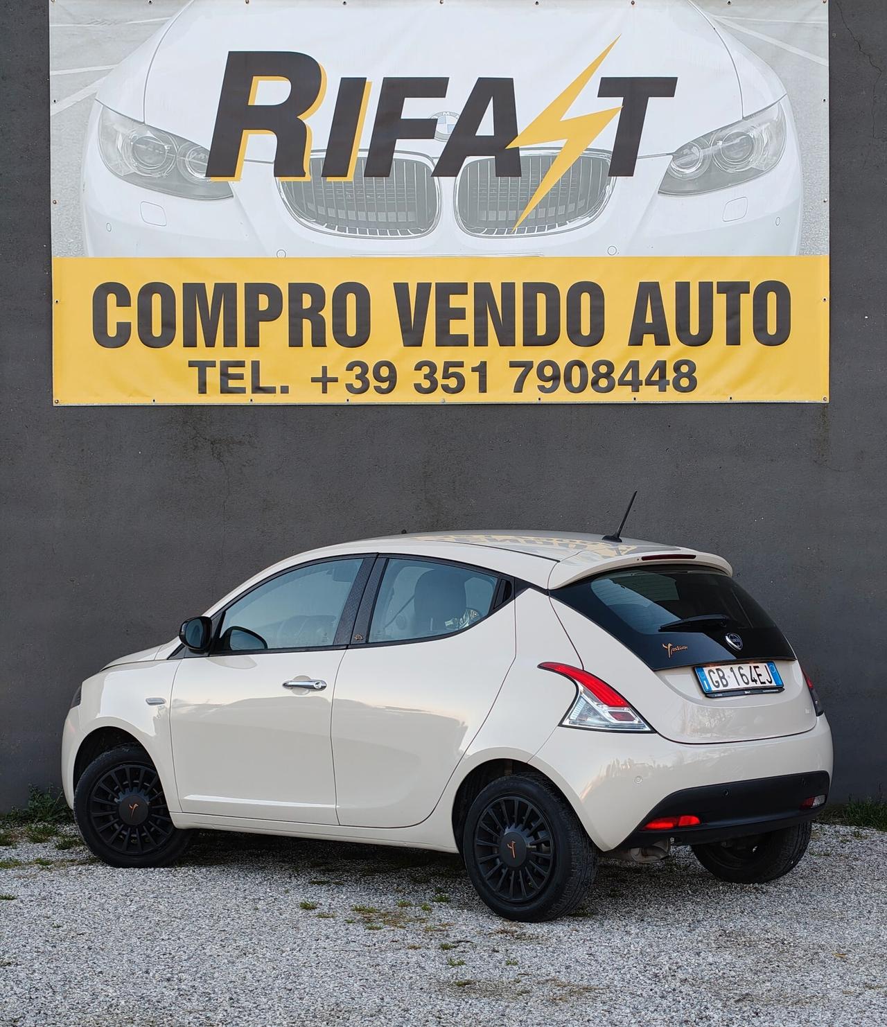 Lancia Ypsilon 1.2 69 CV 5 porte GPL Ecochic Monogram
