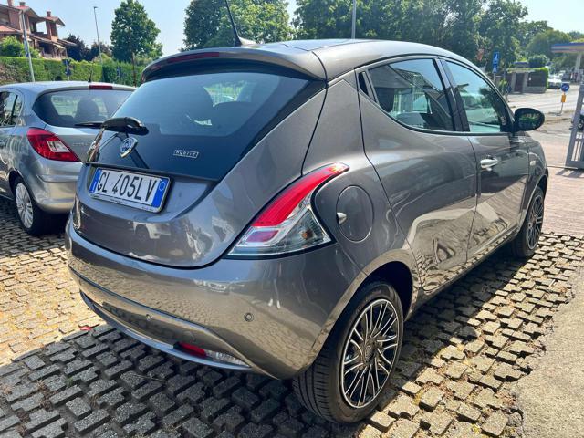 LANCIA Ypsilon 1.0 FireFly 5 porte S&S Hybrid Gold