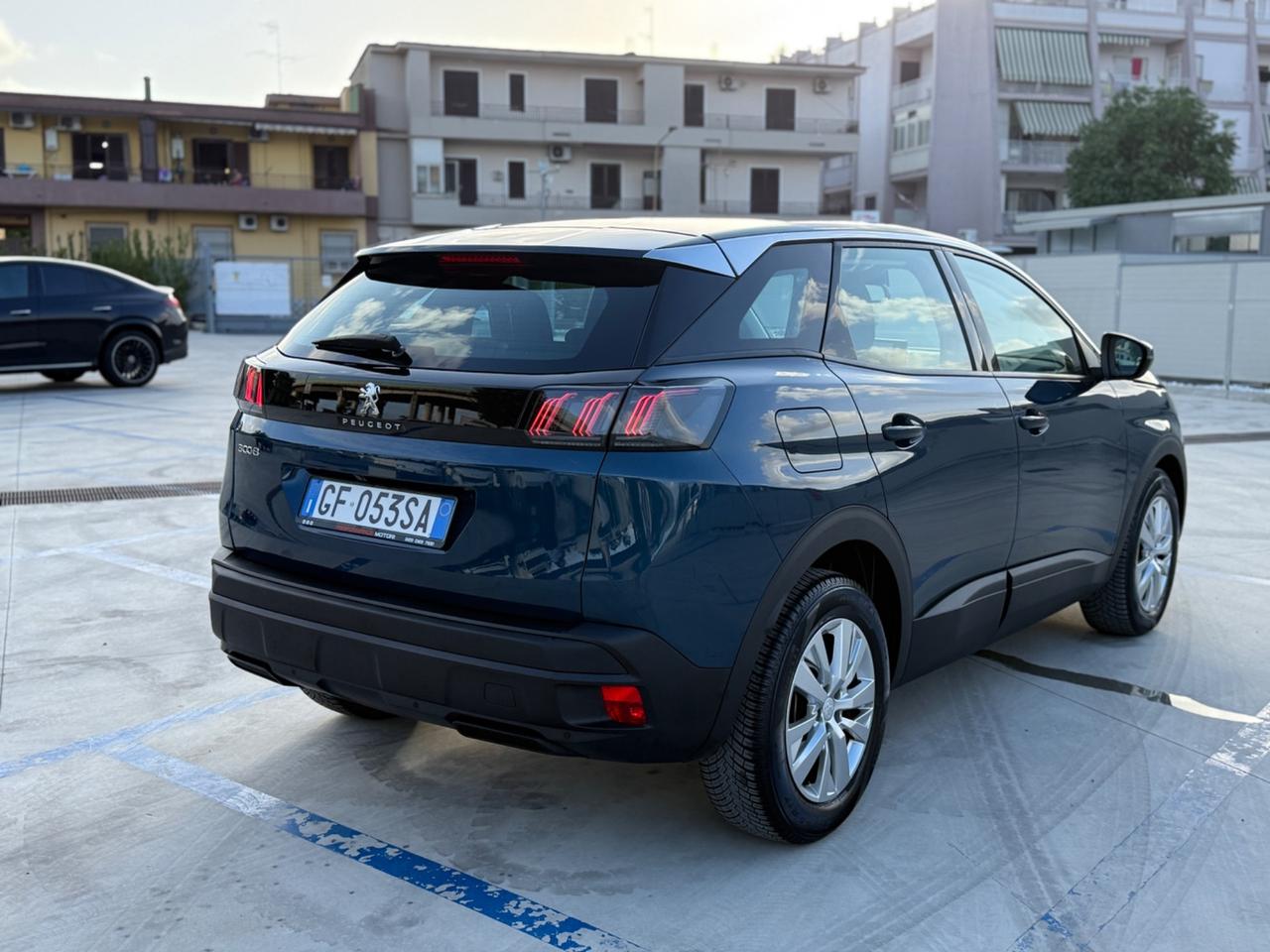 Peugeot 3008 BlueHDi 130 S&S EAT8 Active Pack