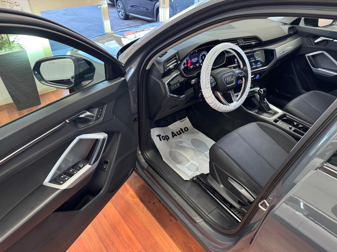 AUDI Q3 SPB 35 TDI S TRONIC IDENTITY BLACK - MY21