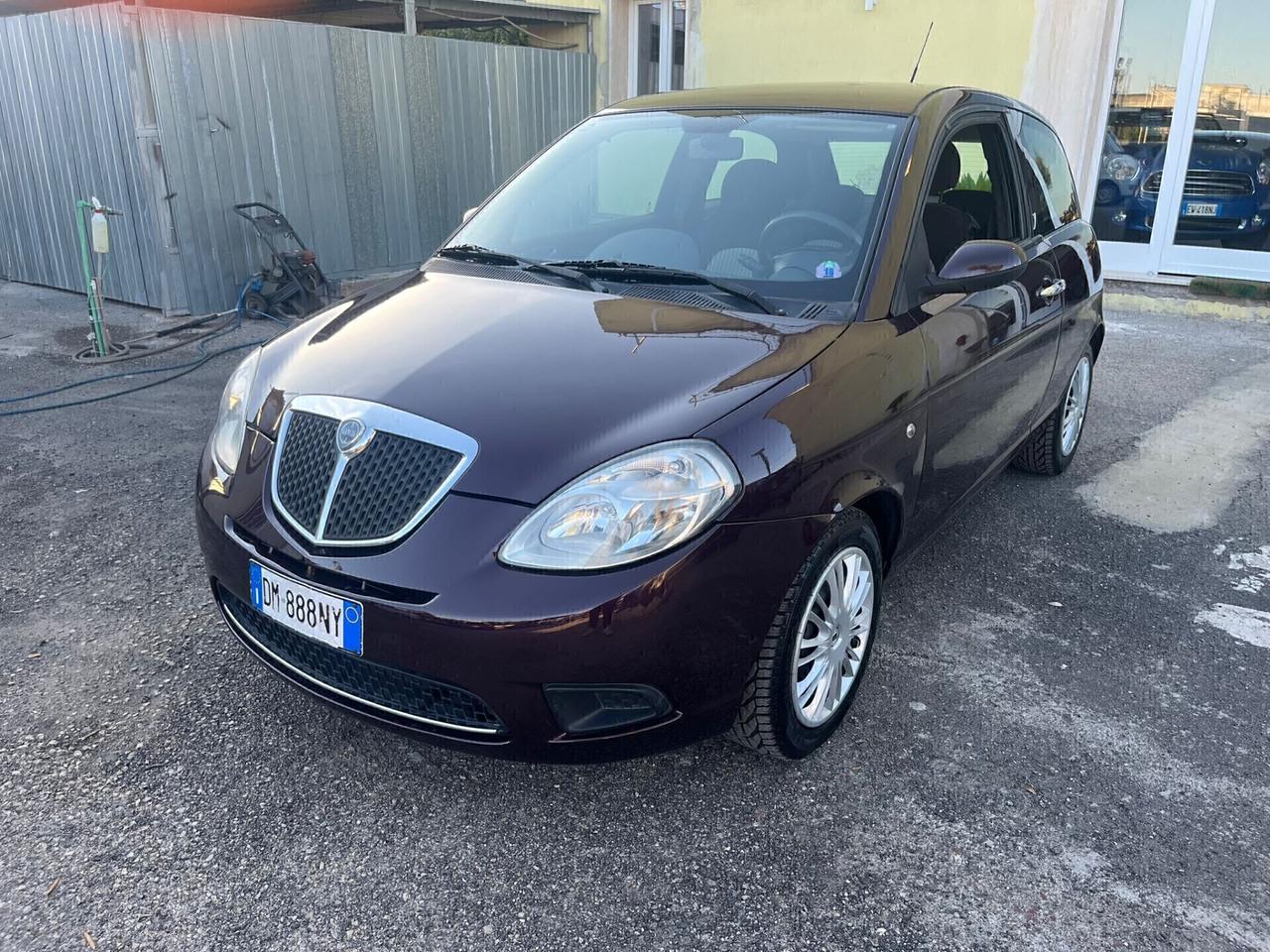 Lancia Ypsilon 1200 benzina/ gpl