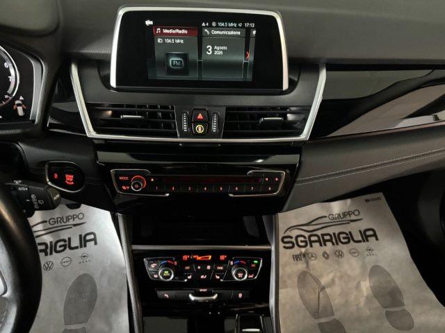 BMW 216 i Gran Tourer Advantage Full Optional