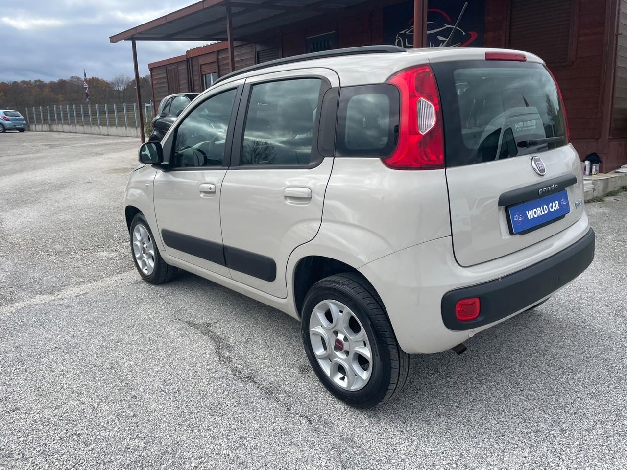 Fiat Panda 0.9 TwinAir Turbo Natural Power Lounge