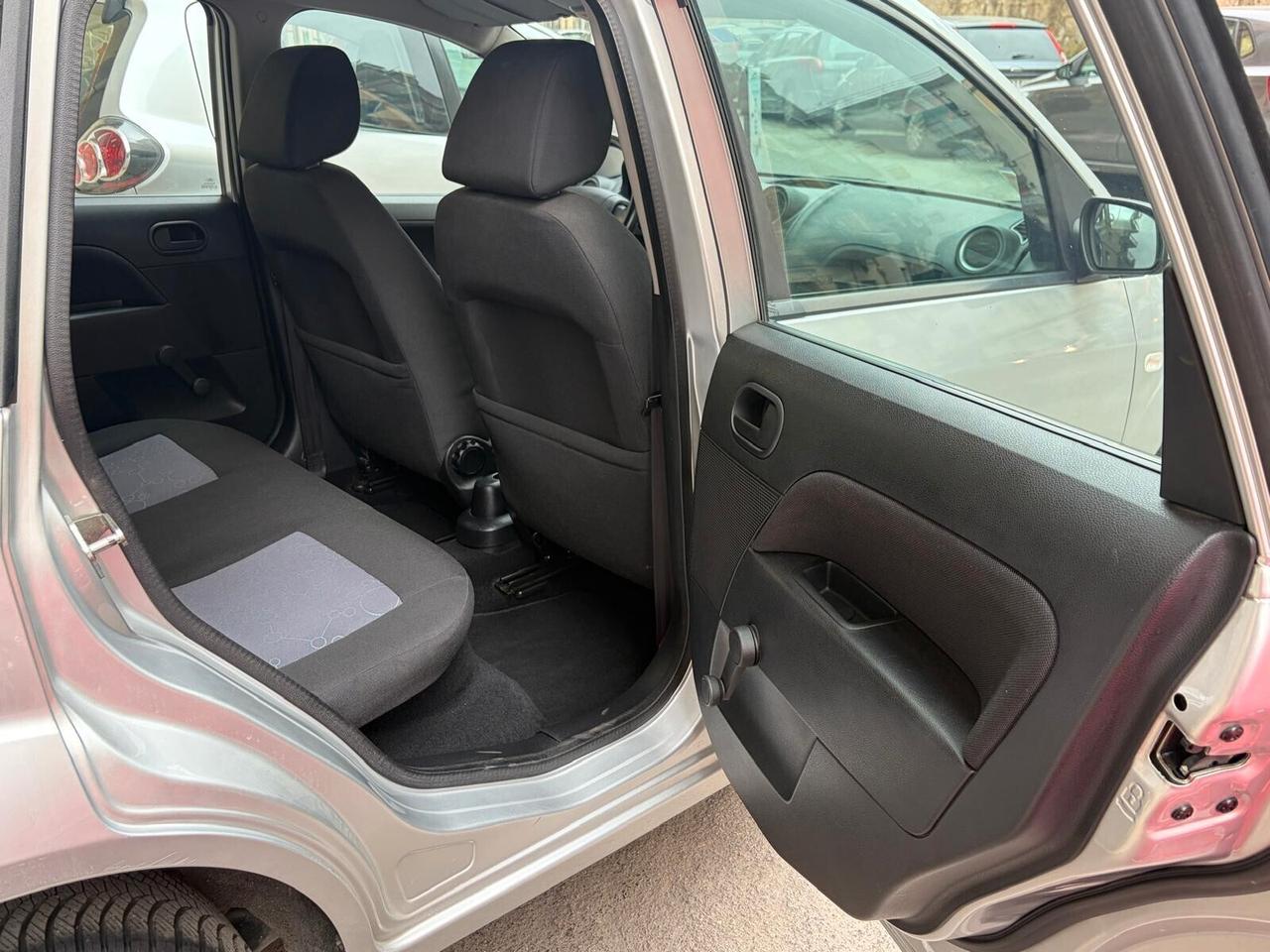 Ford Fiesta 1.4 TDCi 5p. Titanium RARA 97.000KM