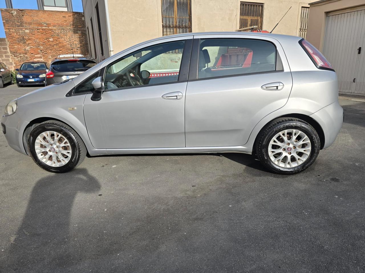 Fiat Punto evo 1.2 dynamic 130 mila km perfetta neopatentati ok