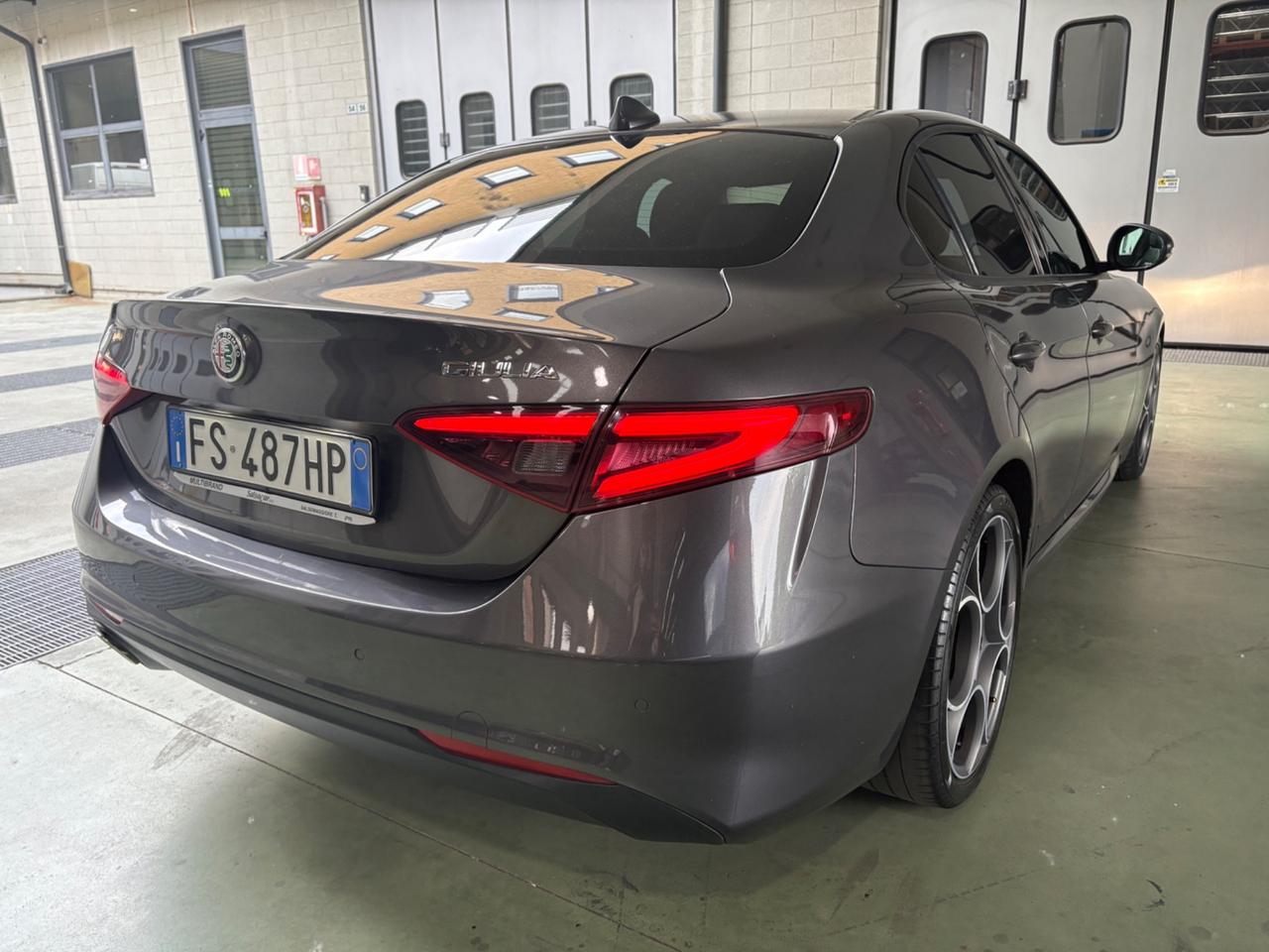 Alfa Romeo Giulia 2.2 Turbodiesel 136 CV AT8 Business