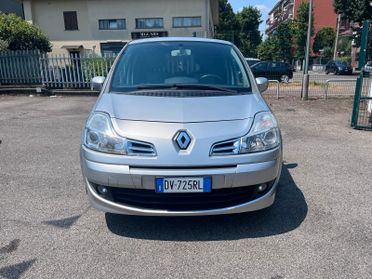Renault Modus Grand 1.2 16V Dynamique - 2009