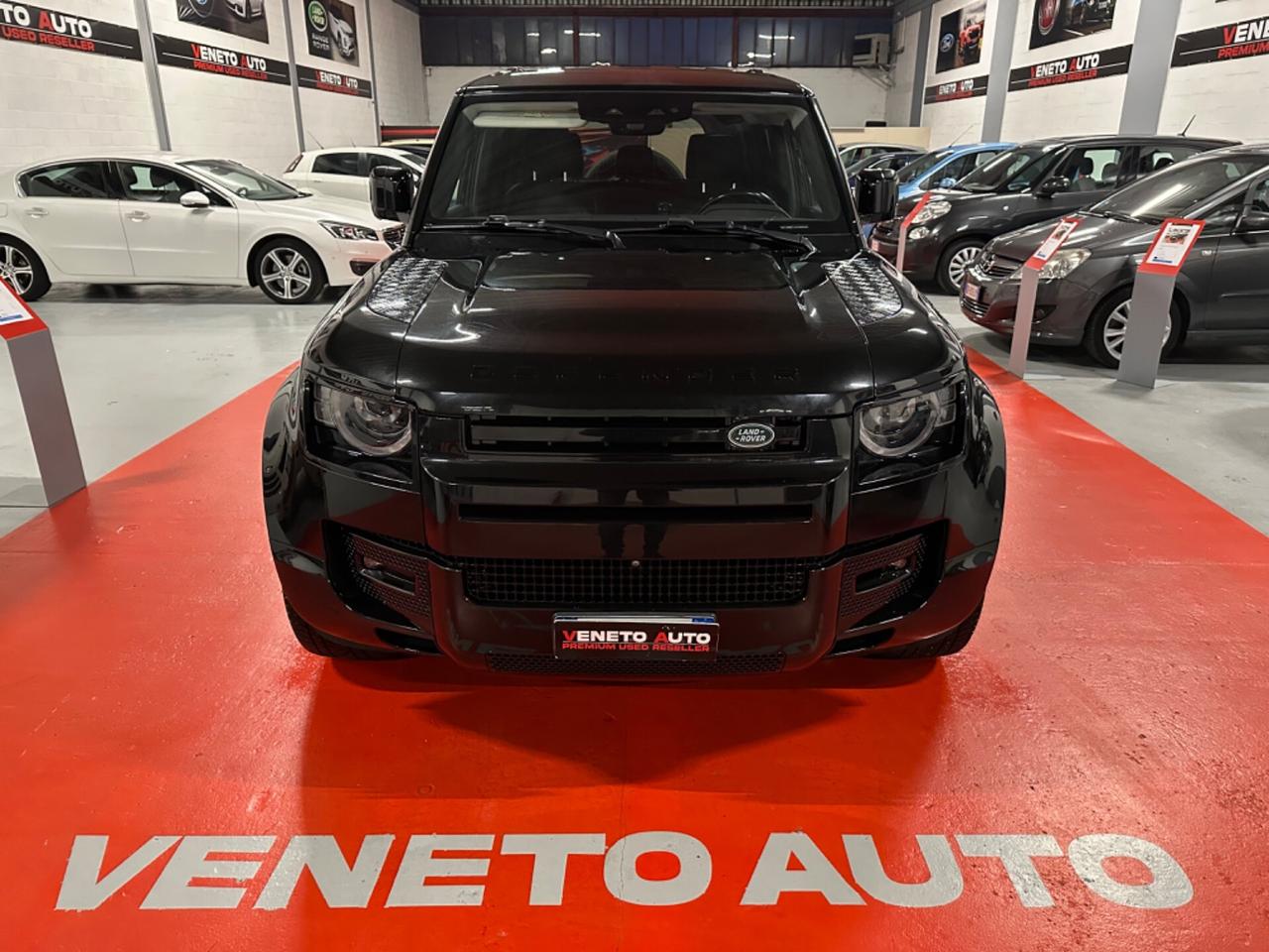 Land Rover Defender 110