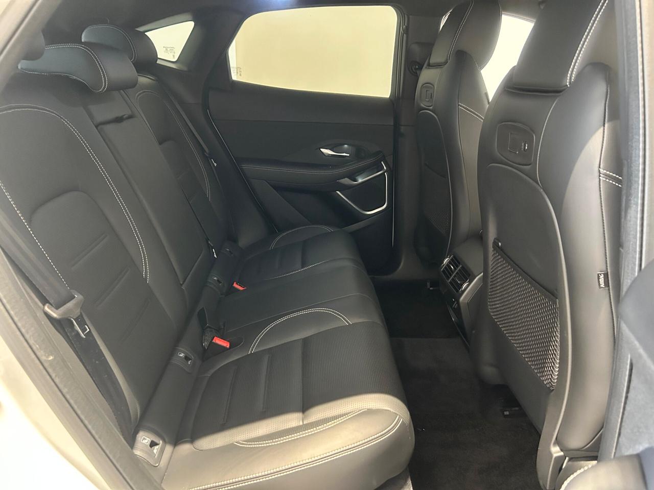 Jaguar E-Pace 2.0D I4 204 CV AWD Auto R-Dynamic HSE