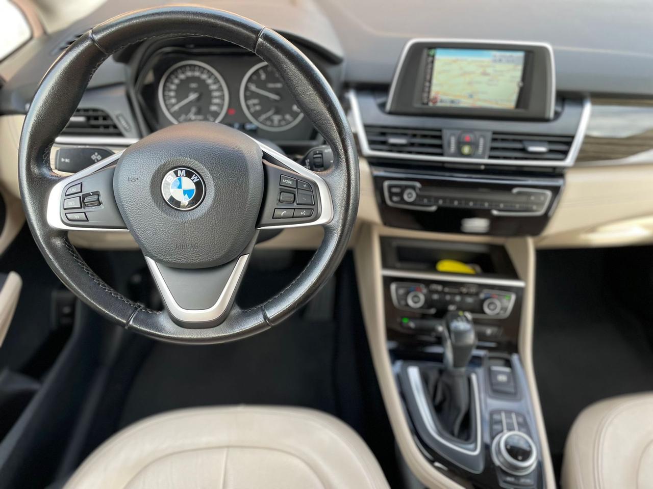 Bmw 218D Active Tourer Luxury Line