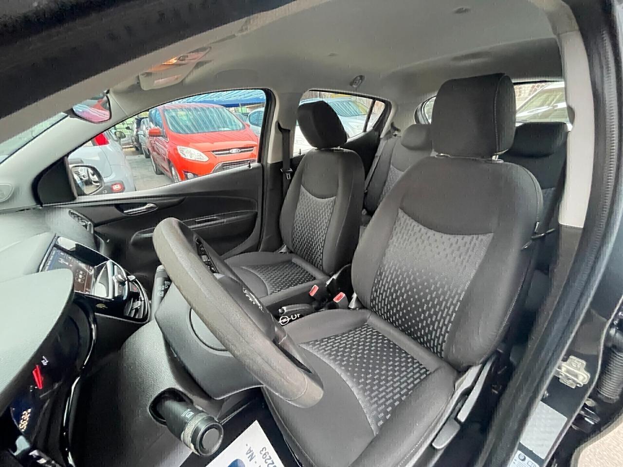 Opel Karl Rocks 1.0 73 CV GPL