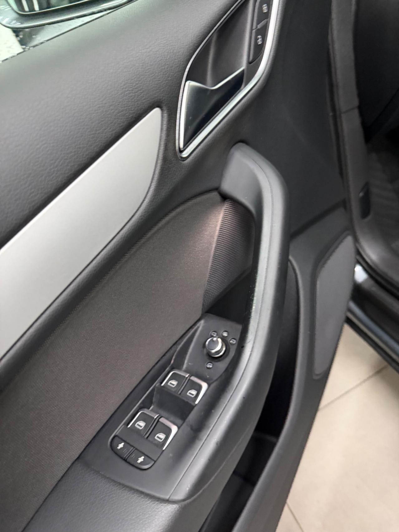 Audi Q3 2.0 TDI 150 CV Sport finanziabile