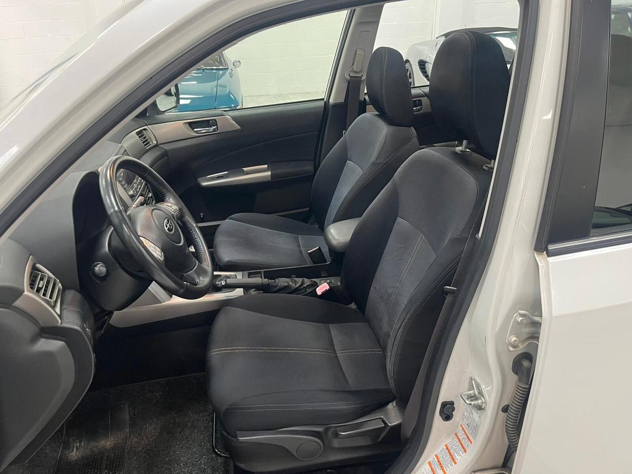 Subaru Forester 2.0d X 6mt