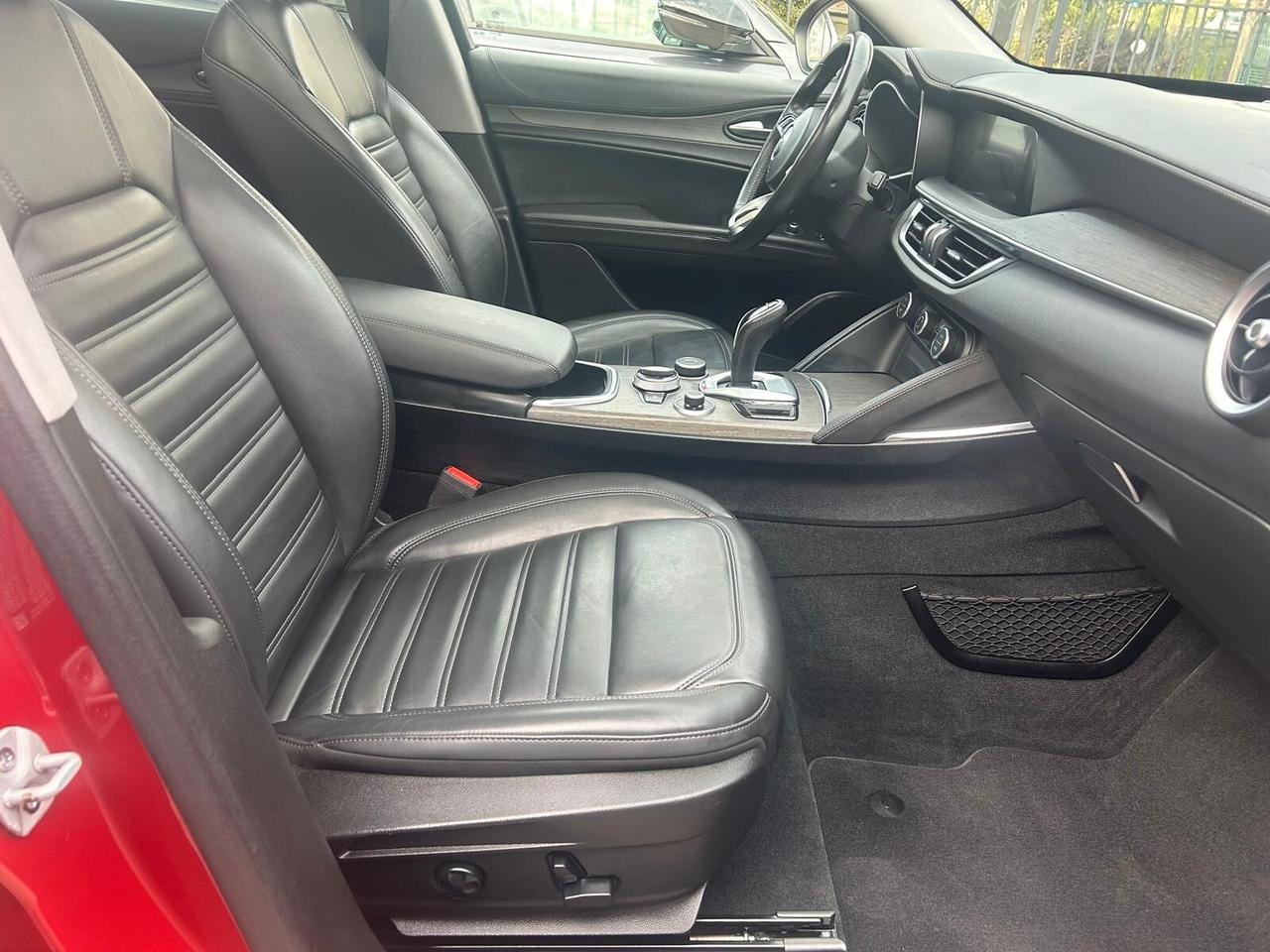 Alfa Romeo Stelvio 2.2 TD 210 cv AT8 Q4 Ti - Tetto