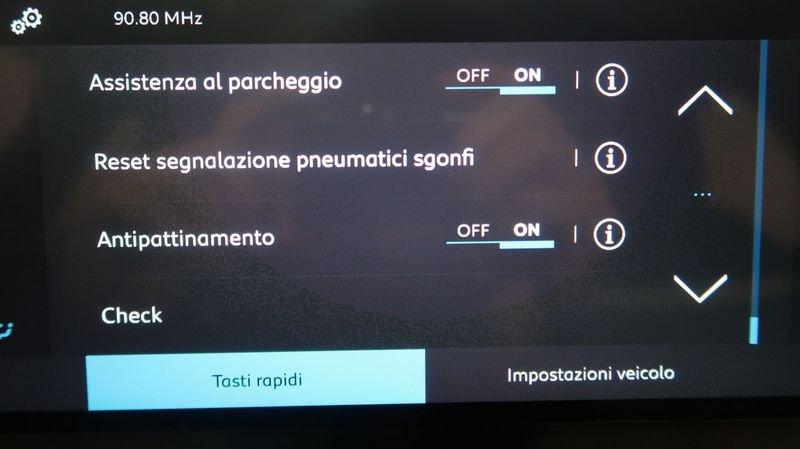 Citroën C4 C4 PureTech 130 S&S Feel #RETRO CAMERA#CARPLAY#