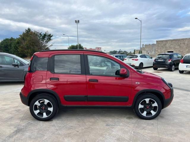 Fiat Panda Cross 1.0 firefly hybrid Cross s&s 70cv 5p.ti