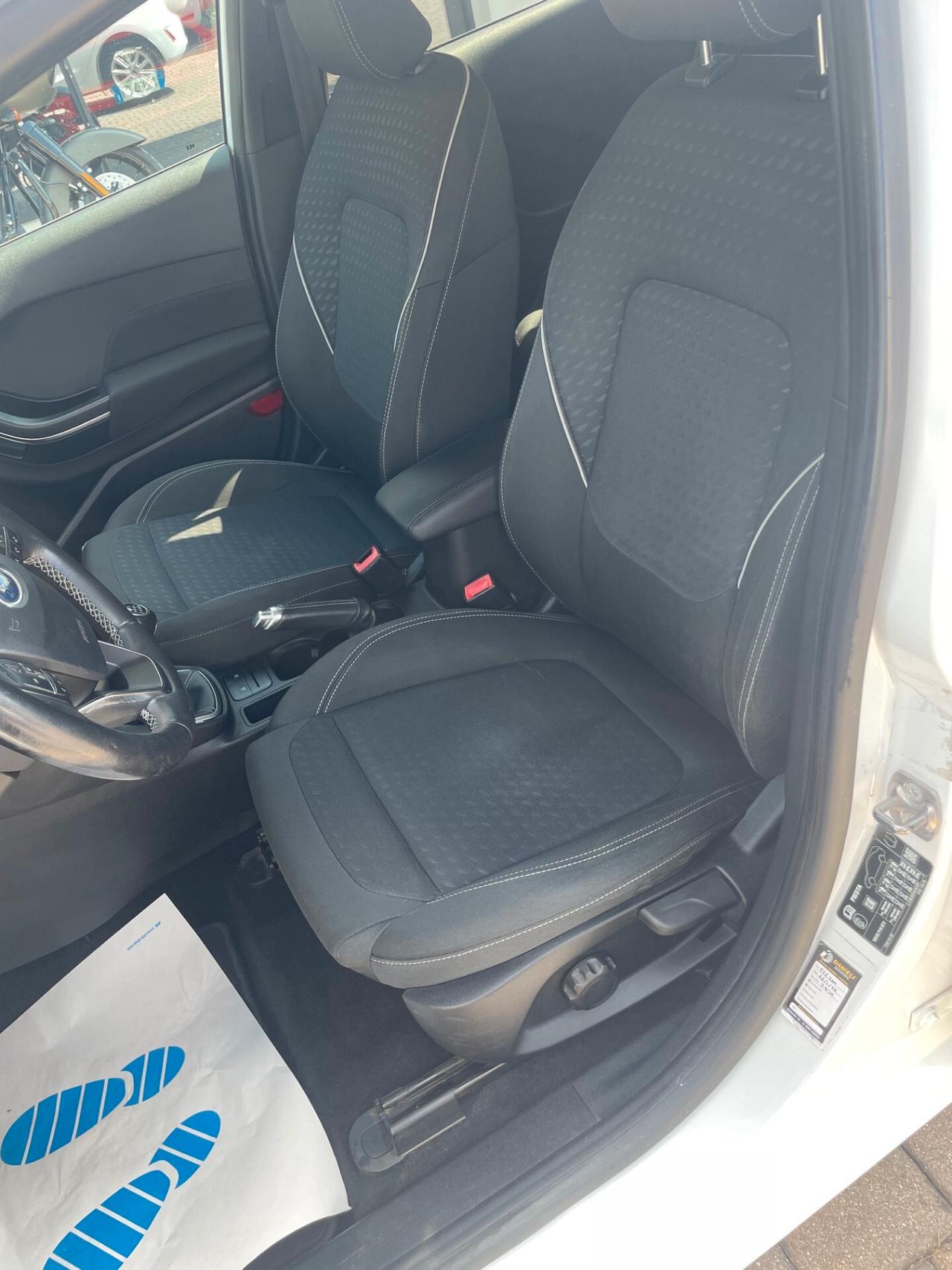 Ford Fiesta 1.5 TDCi 5 porte Titanium