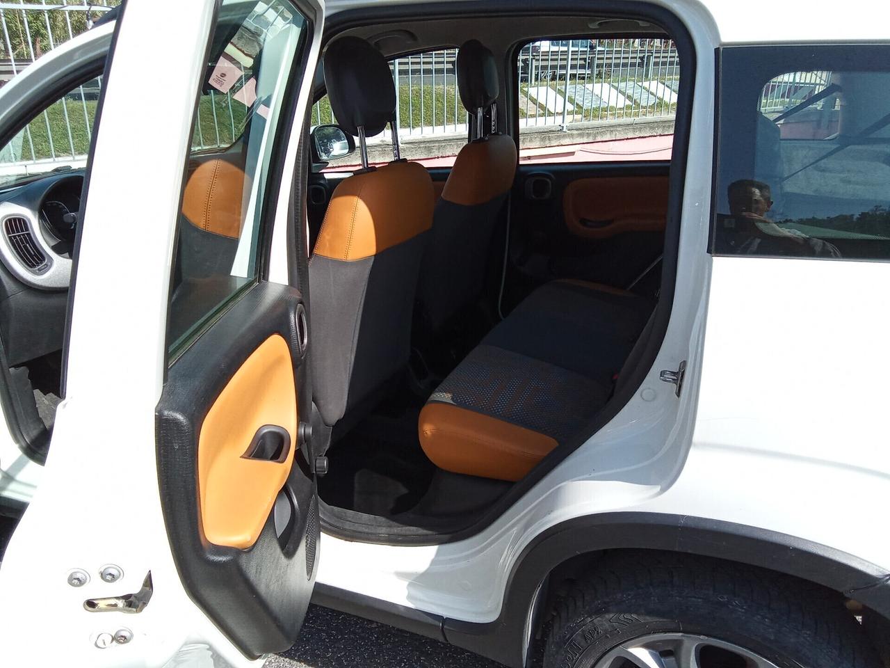 Fiat Panda 1.3 MJT 16V DPF 4x4 Climbing