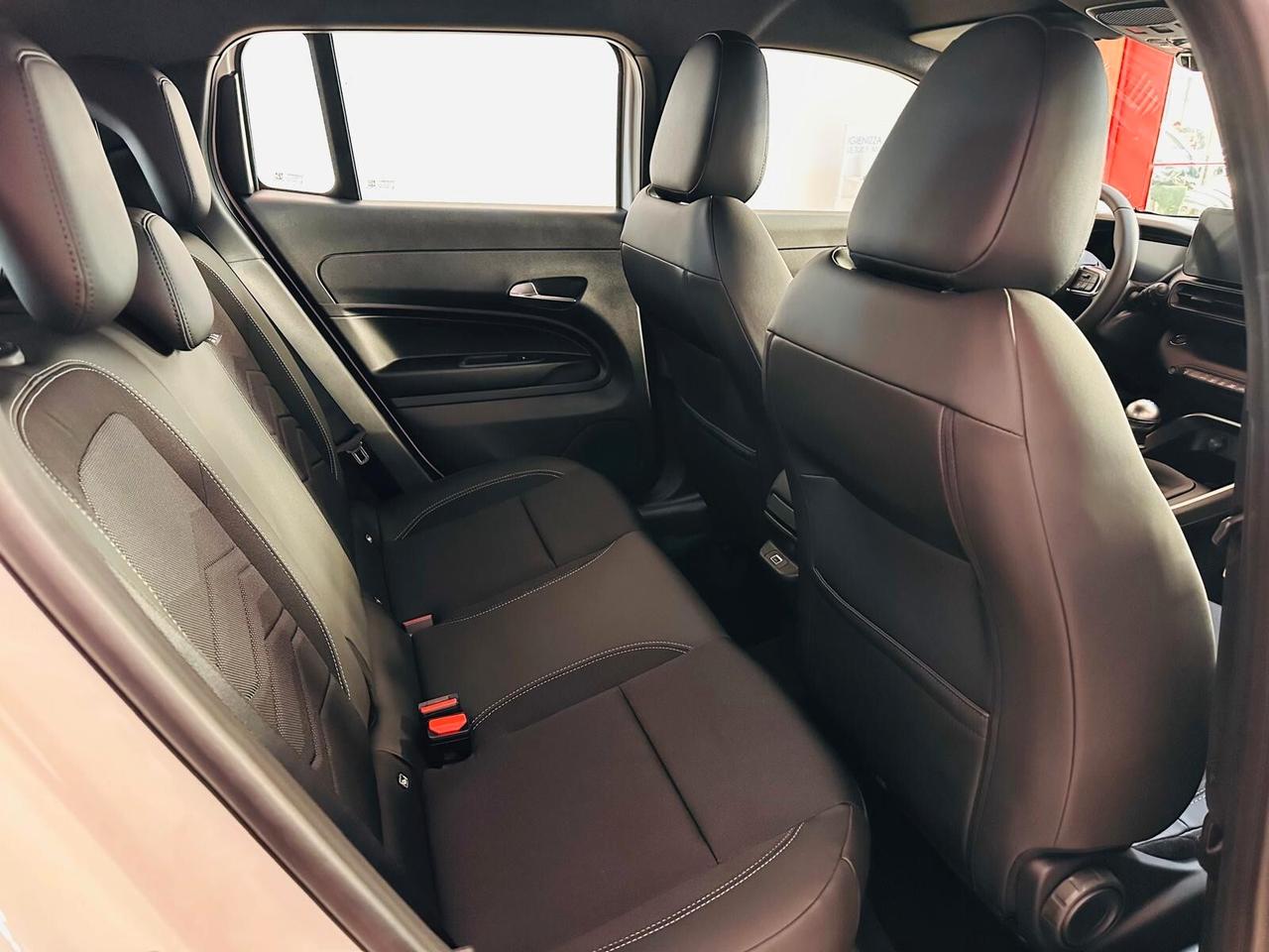 Jeep Avenger 1.2 Turbo 100 CV Altitude KM0