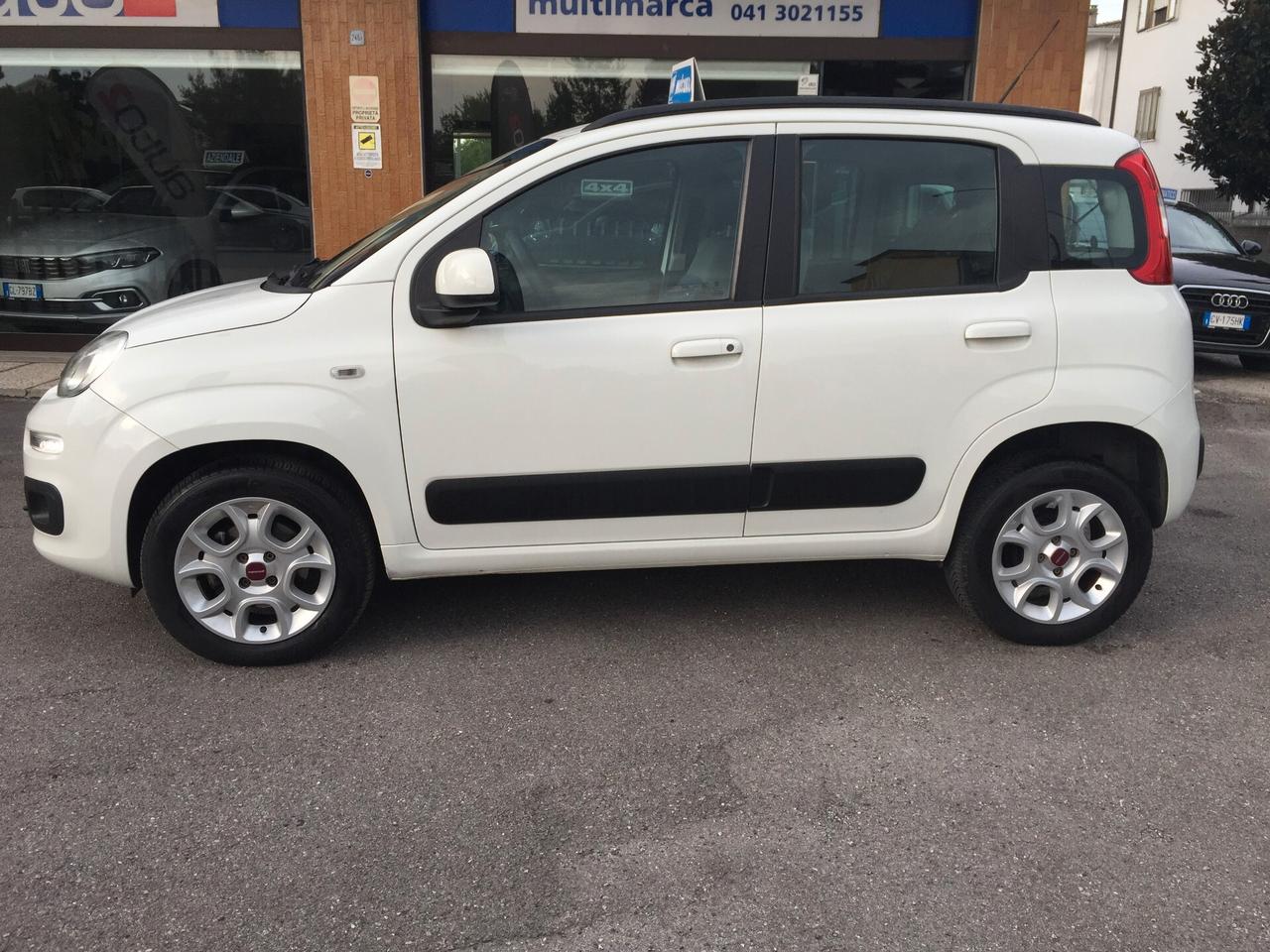Fiat Panda 0.9 TwinAir Turbo Natural Power Lounge