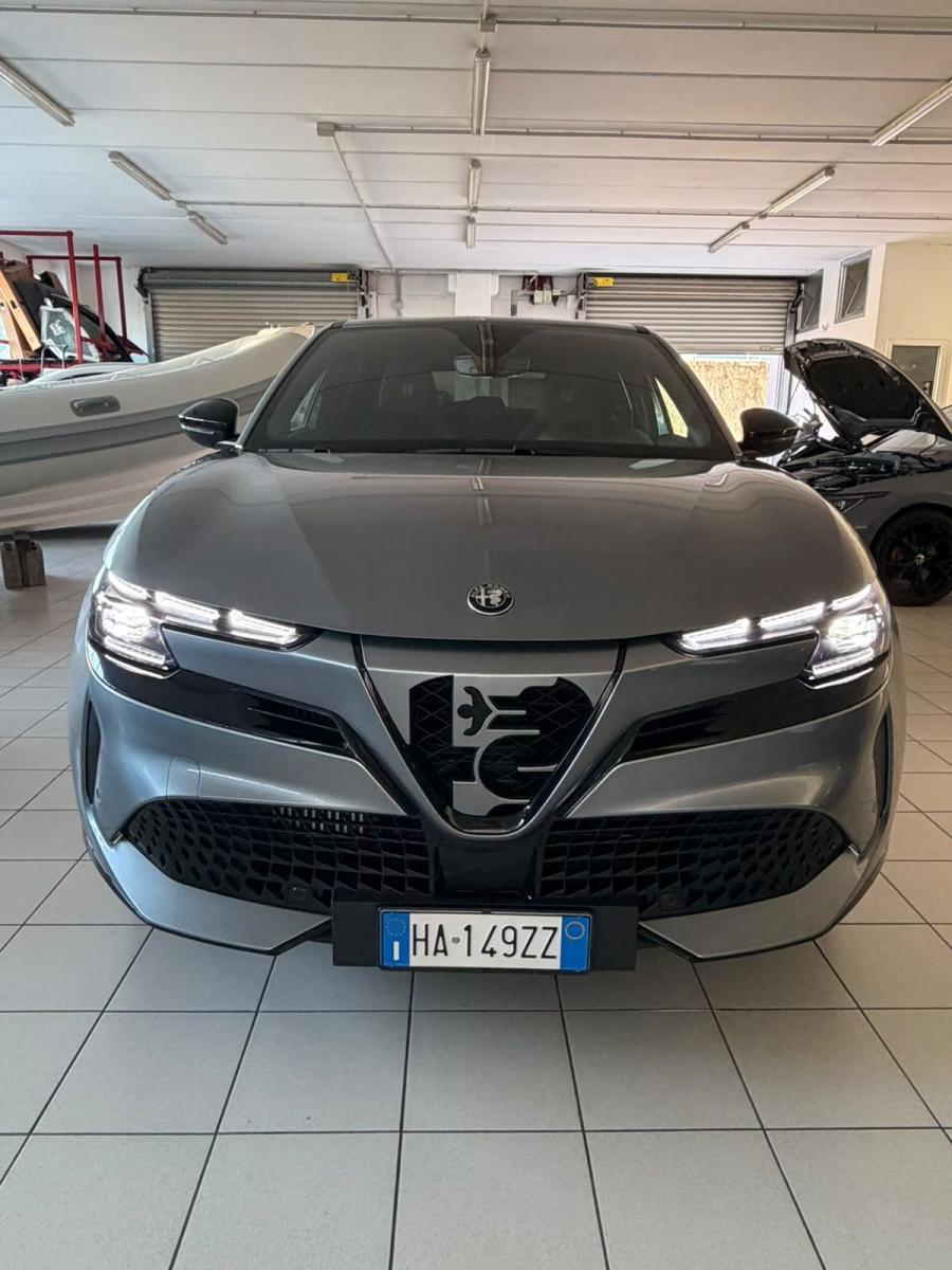 ALFA ROMEO - Junior - MY25 Q4 INTENSA 1.2 145CV HYBRID EDCT6
