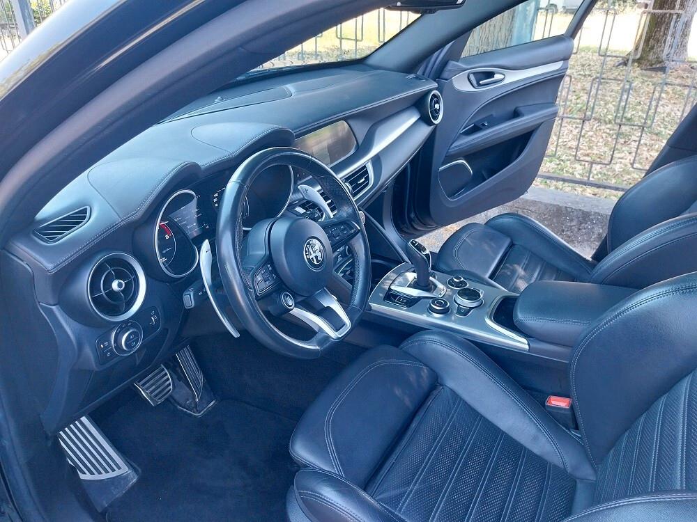 Alfa Romeo Stelvio 2.2 Mjtd II 210 CV AT8 Q4 Veloce