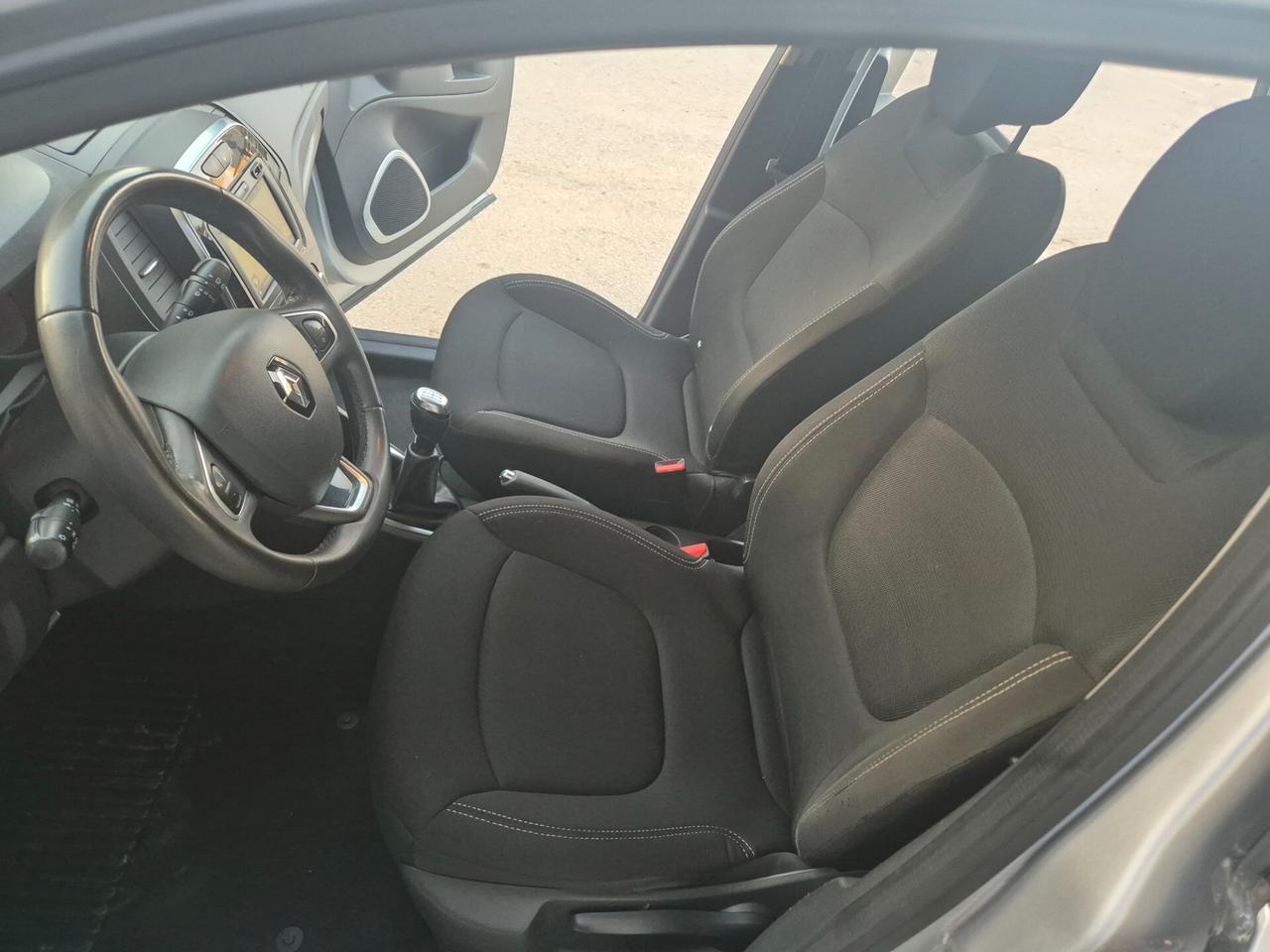 RENAULT CAPTUR 1.5 DCI ANNO 2019 KM 120000 CERT