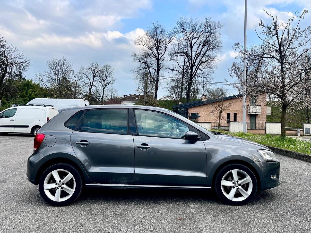 Volkswagen Polo 1.4 5 porte Highline