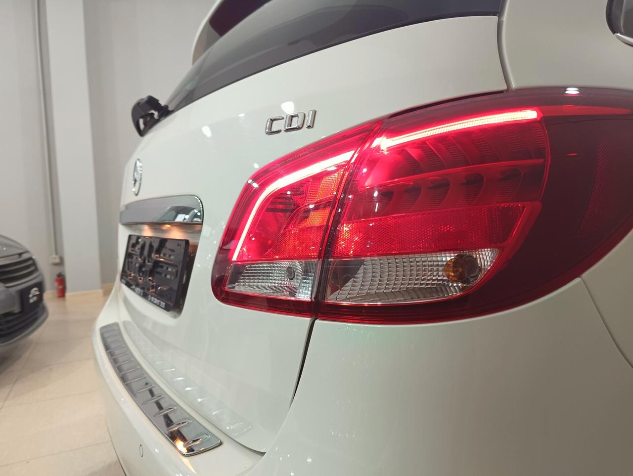 Mercedes-benz B 180 Mercedes Benz B180 automatica