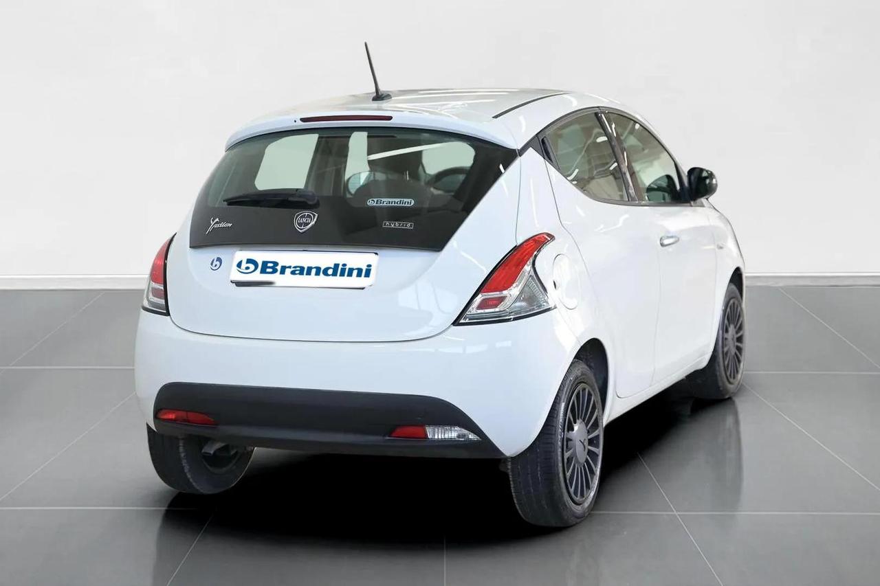 LANCIA Ypsilon - Ypsilon 1.0 hybrid Silver s&s 70cv