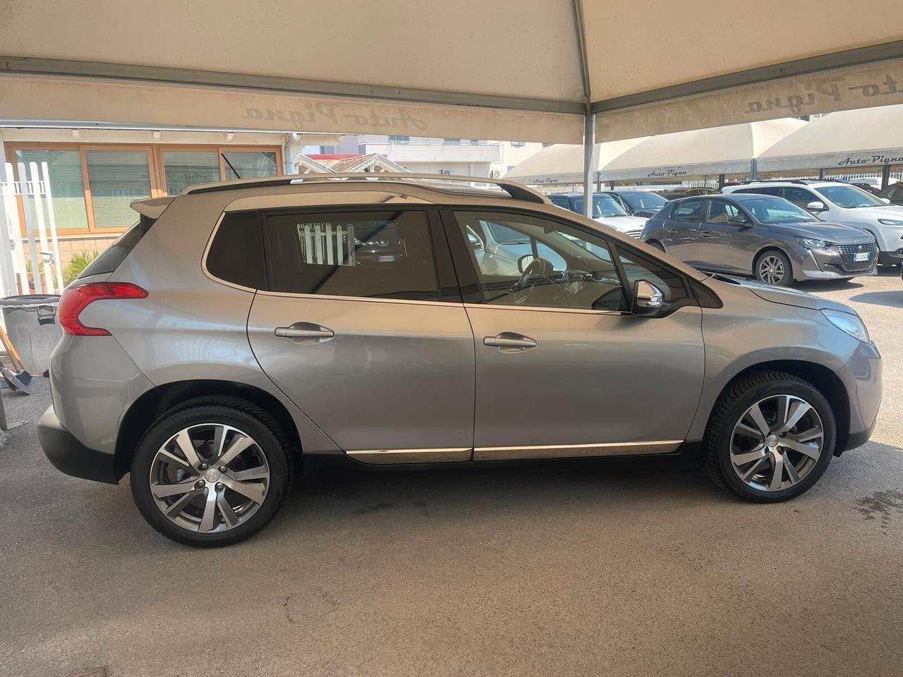 Peugeot 2008 BlueHDi 100 Allure