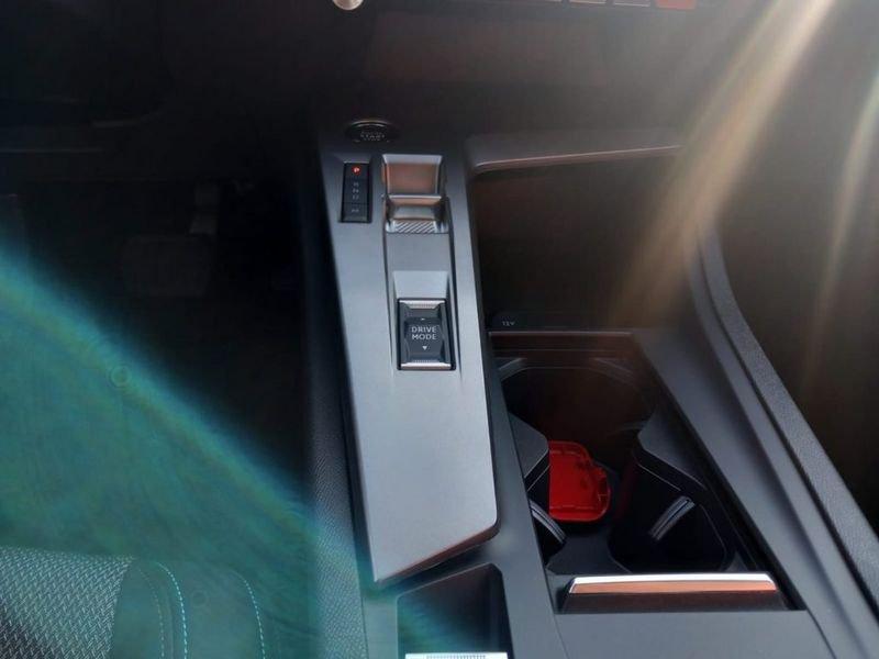 Peugeot 308 BlueHDi 130 S&S EAT8 Allure+P. VISION 360°+DR. ASS