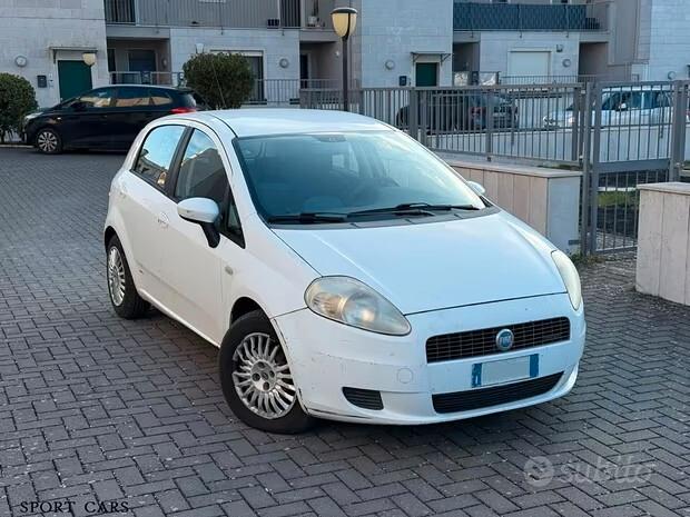 Fiat Grande Punto 1.3 MJT 75 CV 5 porte Dynamic, unicopropr