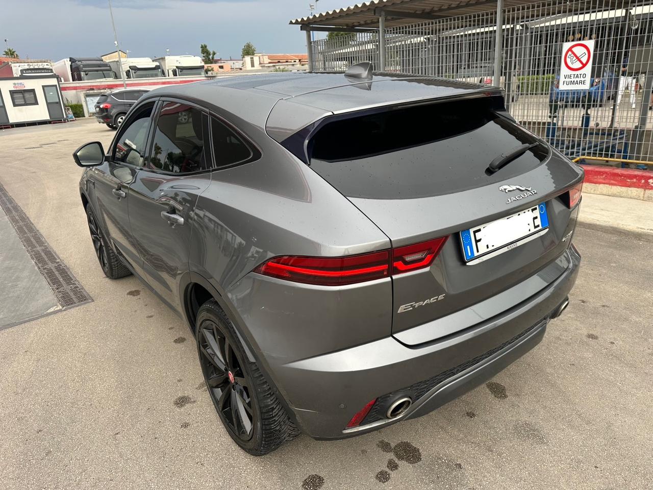 Jaguar E-Pace 2.0D 240 CV AWD aut. R-Dynamic S 2018