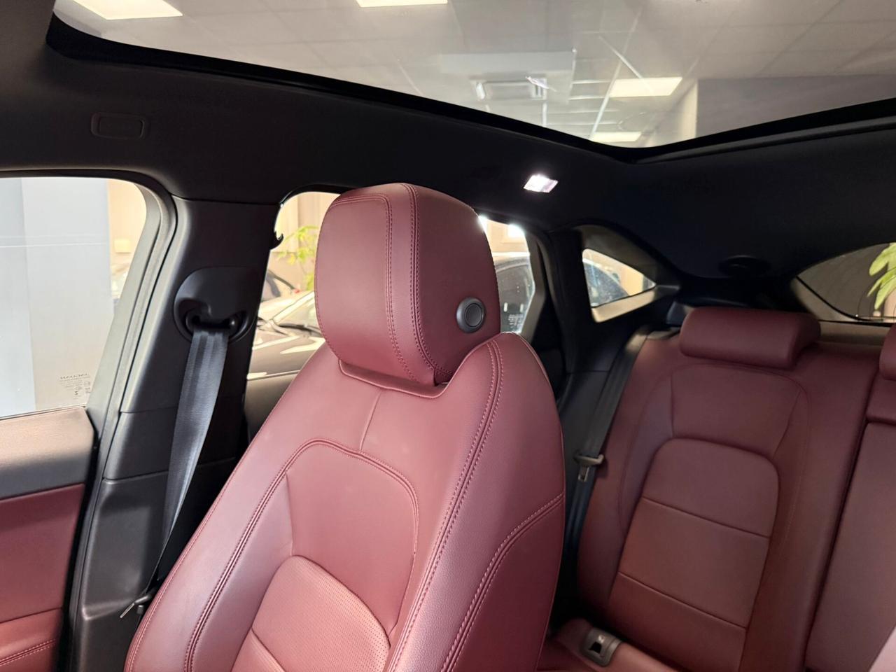Jaguar E-Pace 2.0D I4 163 CV AWD Auto R-Dynamic SE