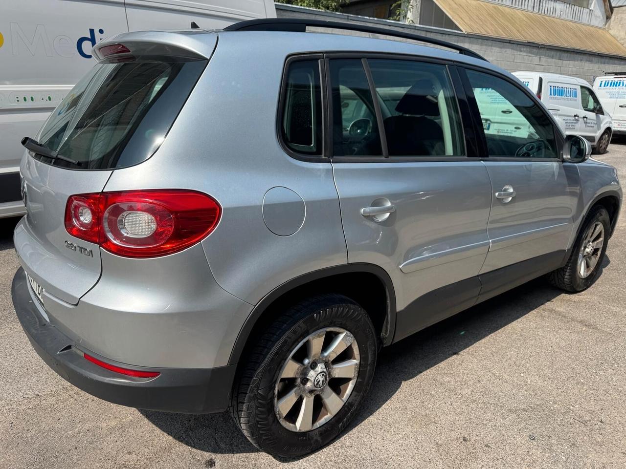 Volkswagen Tiguan 2.0 16V TDI DPF Trend & Fun (18°)*CERCHI
