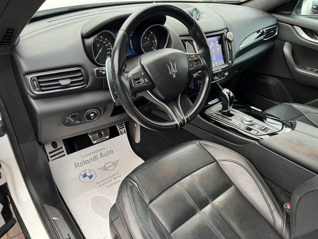 MASERATI Levante 3.0 V6 Gransport 250cv auto