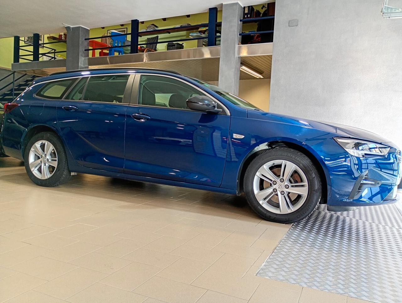 Opel Insignia Station Wagon 174CV Business – Prezzo Promo €9.900