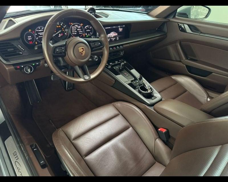 Porsche 911 (992) Carrera