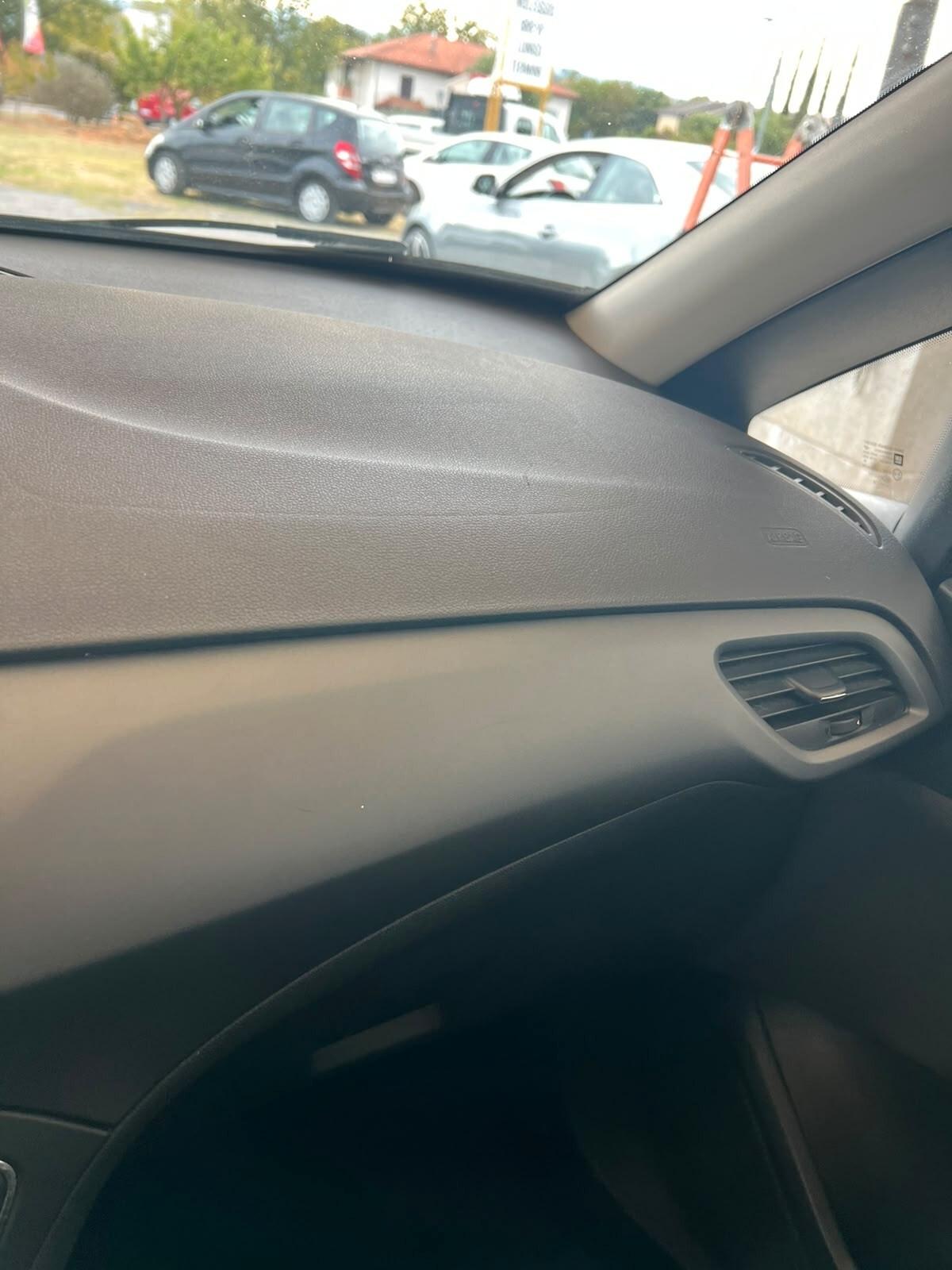 Opel Corsa 1.4 90CV 5 porte Advance