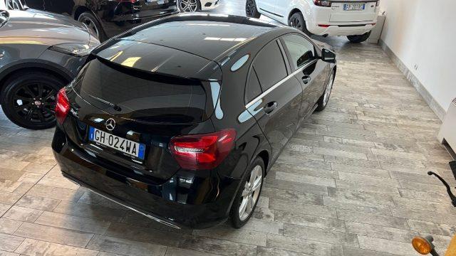 MERCEDES-BENZ A 200 d Automatic Sport