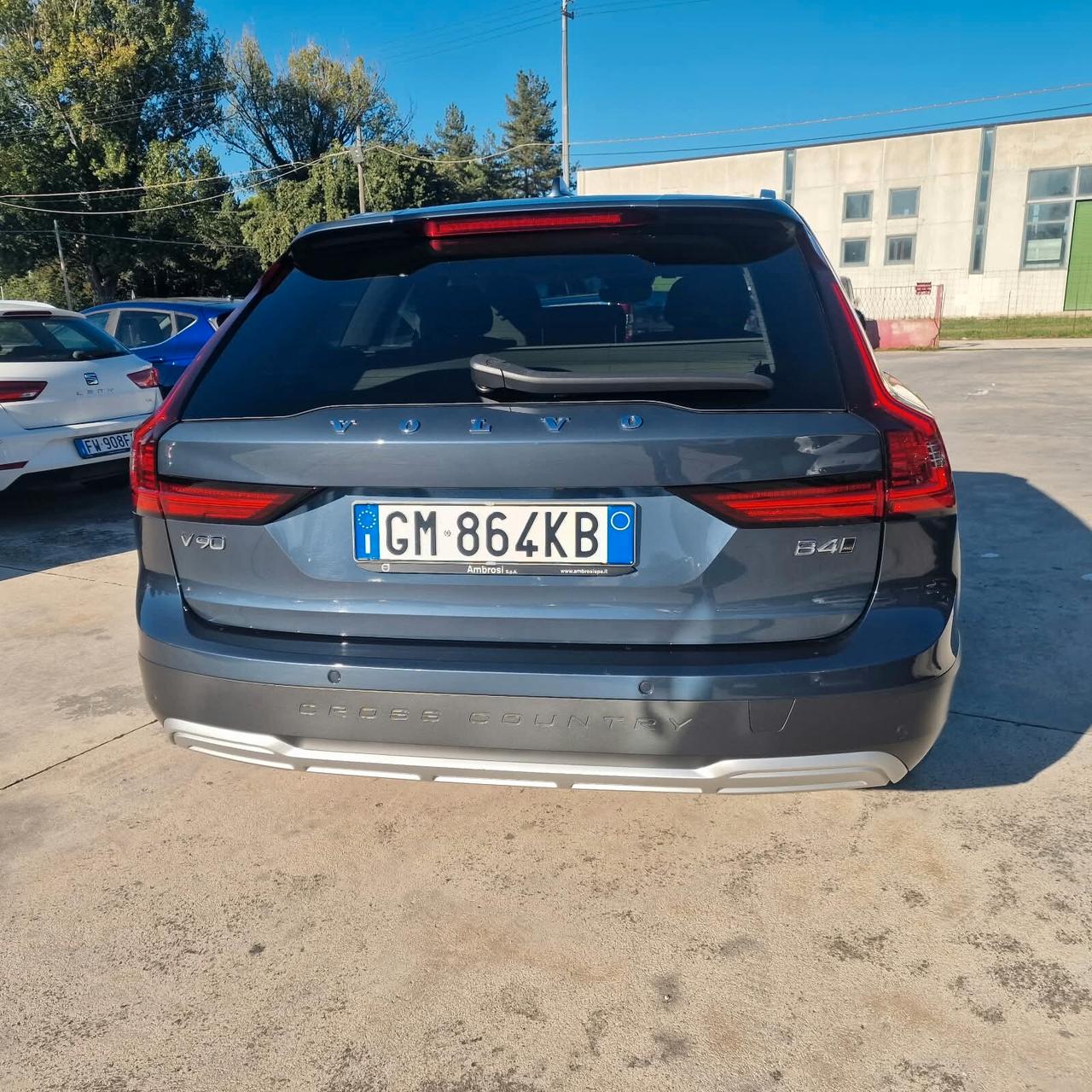 Volvo V90 Cross Country B4 (d) AWD automatico Plus UNICO PROPRIETARIO