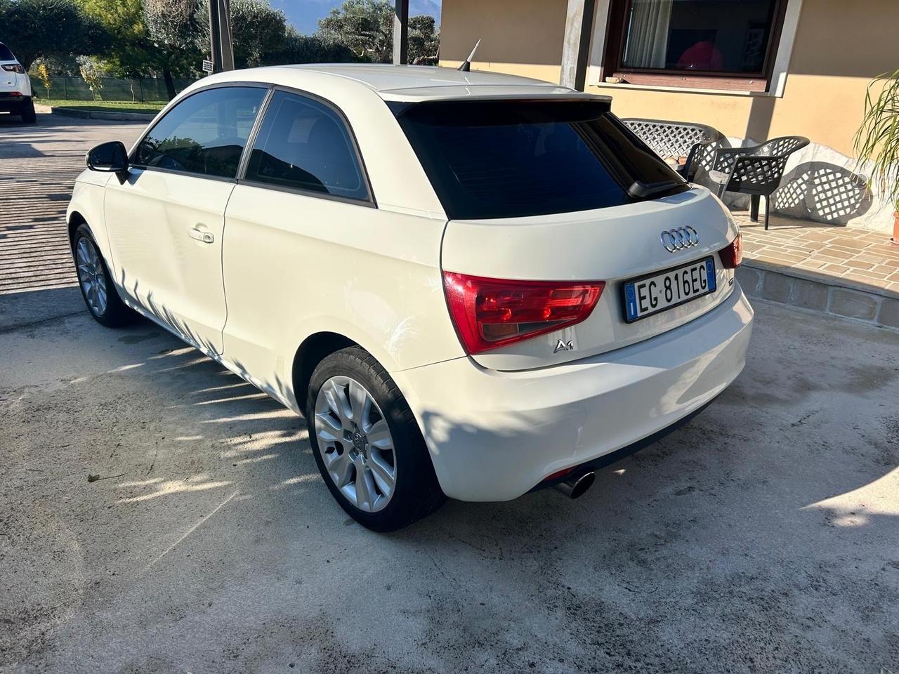 Audi A1 1.6 TDI 105 CV Ambition
