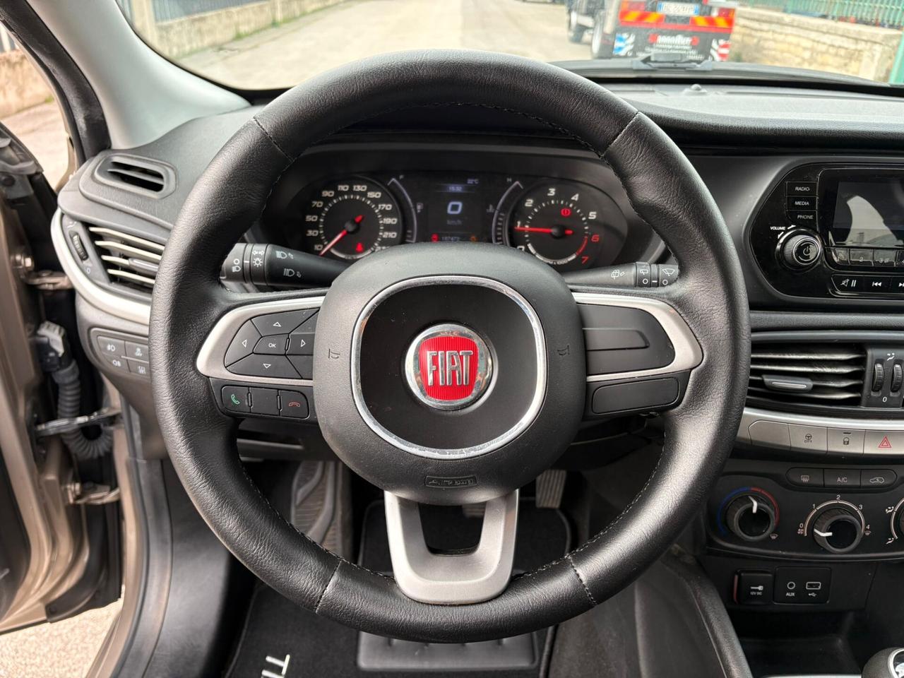 Fiat Tipo 1.4 5 porte Lounge ANNO 2016